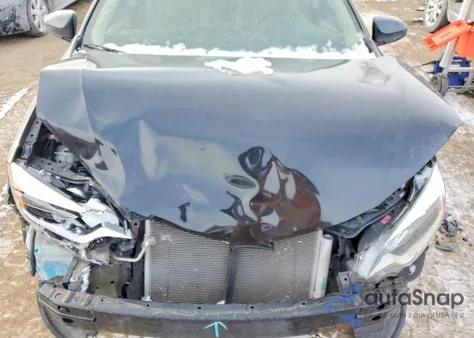 2015 Toyota Corolla L z USA, uszkodzony, nr VIN 2T1BURHE2FC463953